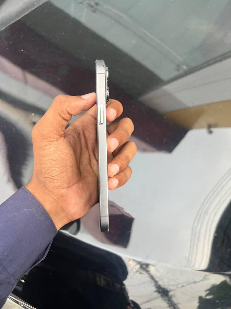 Apple iPhone 13 Pro Max 9