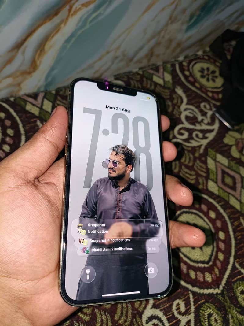 Apple iPhone 12 Pro Max 9