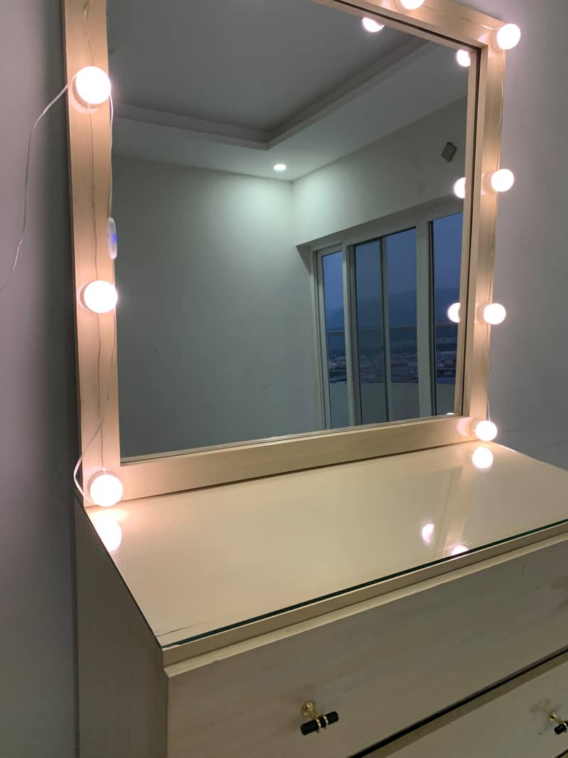 Dressing Table/Vanity 1