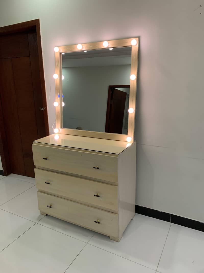 Dressing Table/Vanity 3