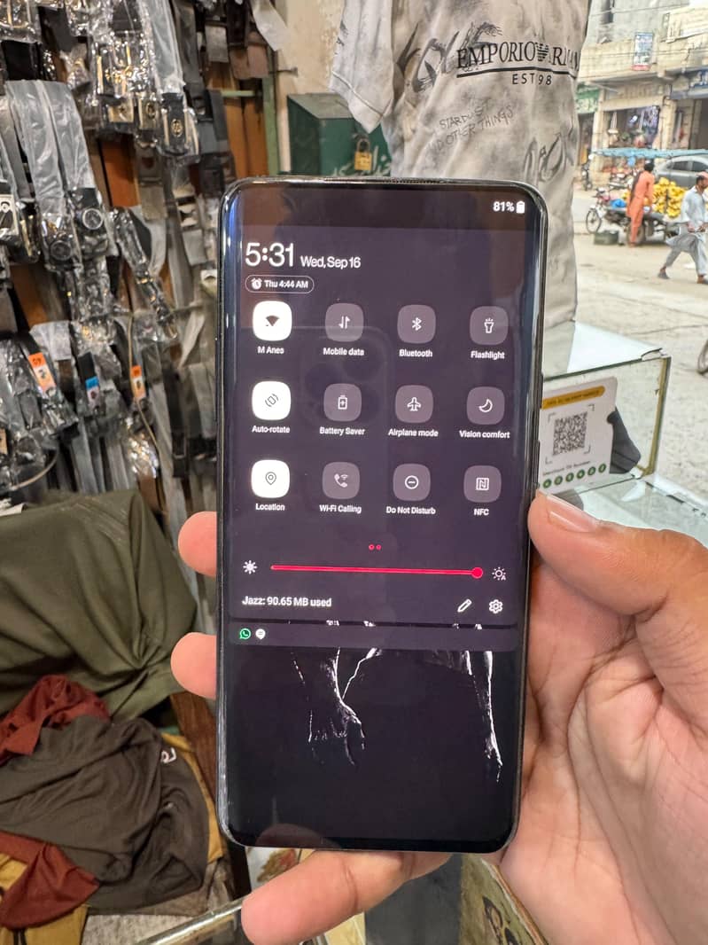 One Plus 7 Pro 4