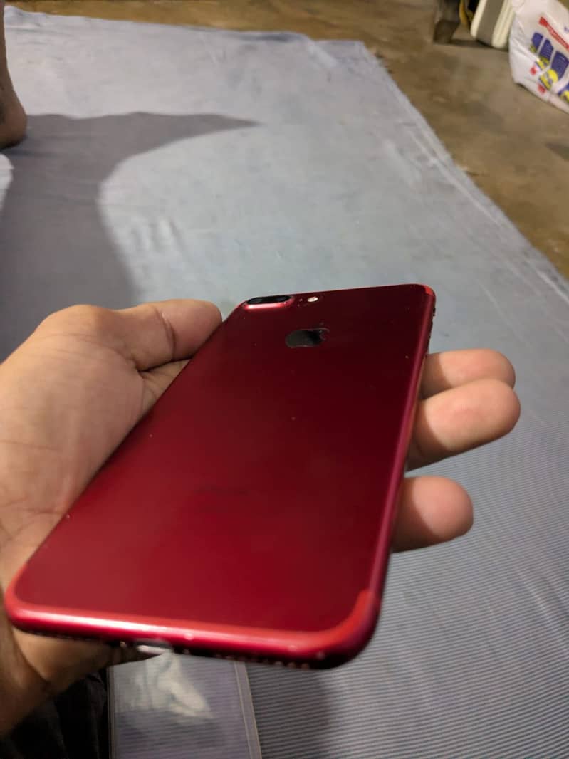 Apple iPhone 7 Plus 1