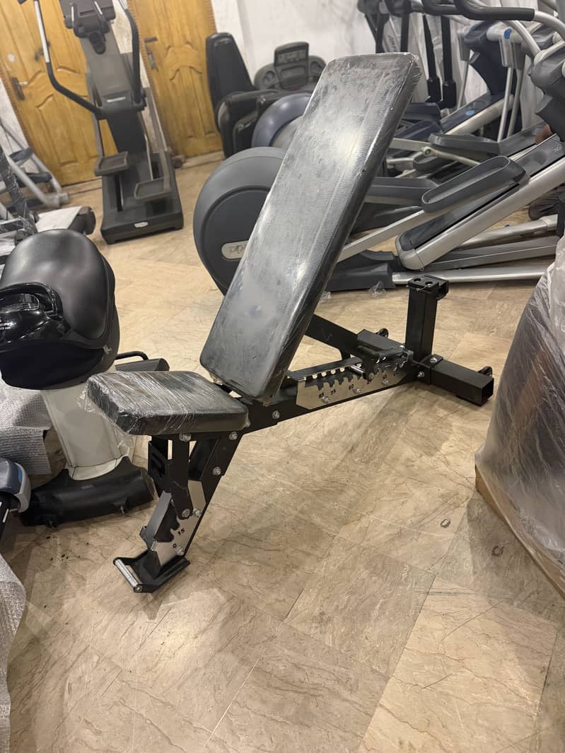 ROUGUE ADJUSTABLE BENCH (IMP) 1