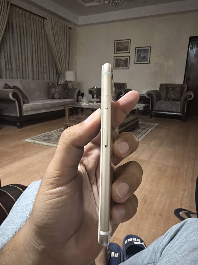 Apple iPhone 6 2