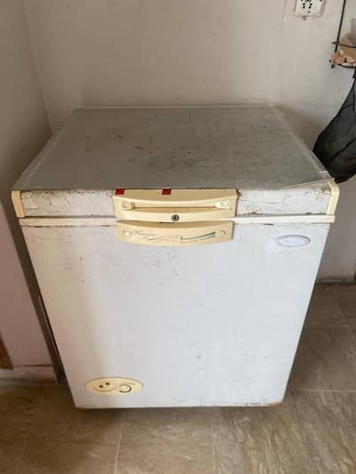 Waves Single Door Chest Deep Freezer (Compact Single Compartment