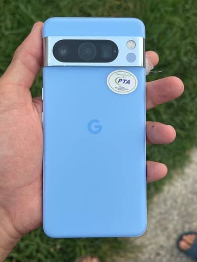 Google Pixel 8 Pro