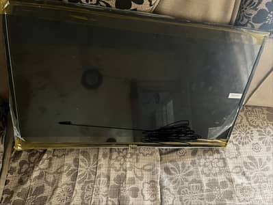 HEAIR 32inch tv