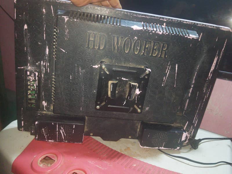 LCD TV 1