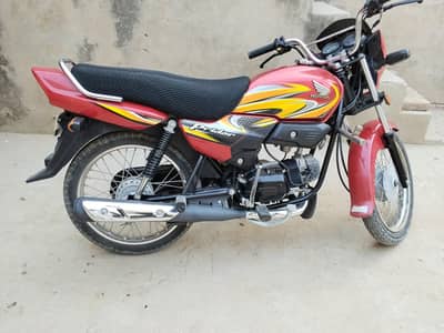 Honda Pridor 2024-25 Model – A-One Condition – For Sale in Kamalia