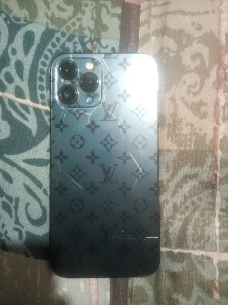 Apple iPhone 12 Pro Max 2