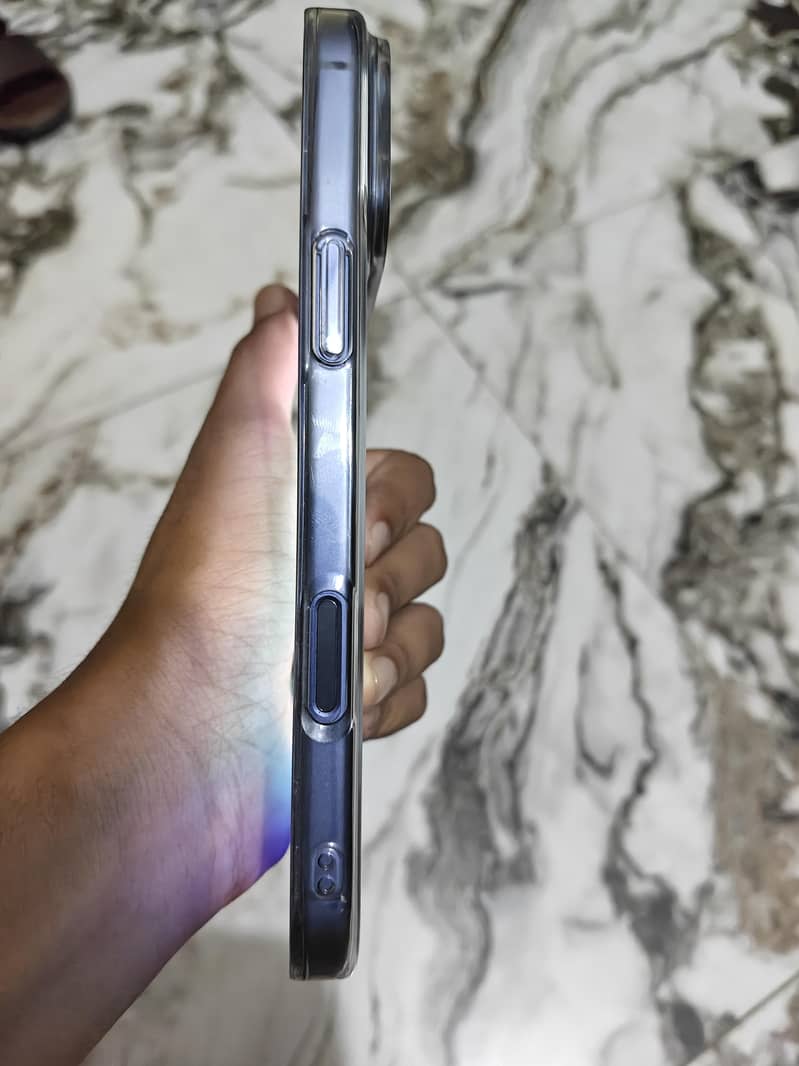 Apple iPhone 17 Pro Max 2