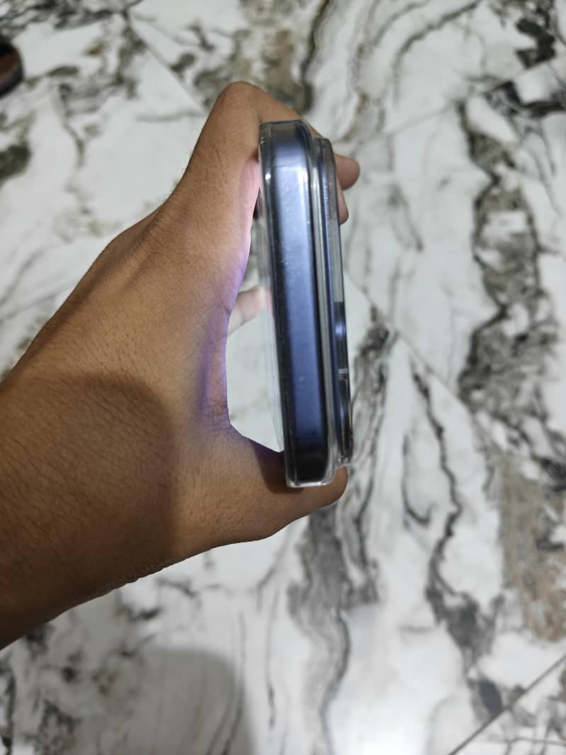 Apple iPhone 17 Pro Max 3