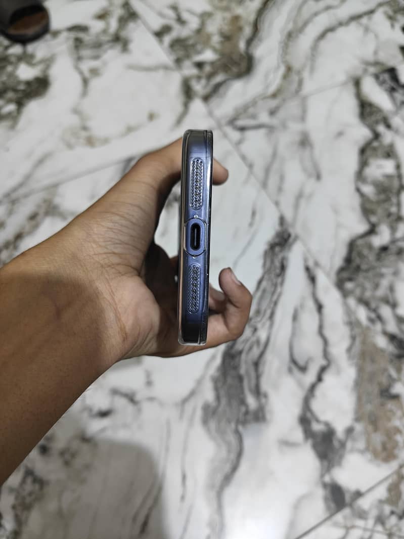 Apple iPhone 17 Pro Max 5