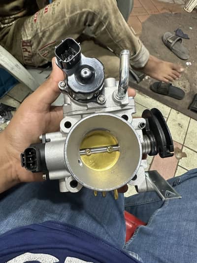 Mitsubishi lancer original throttle body available