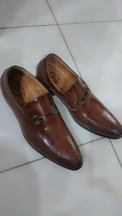 selling shoes only one time use