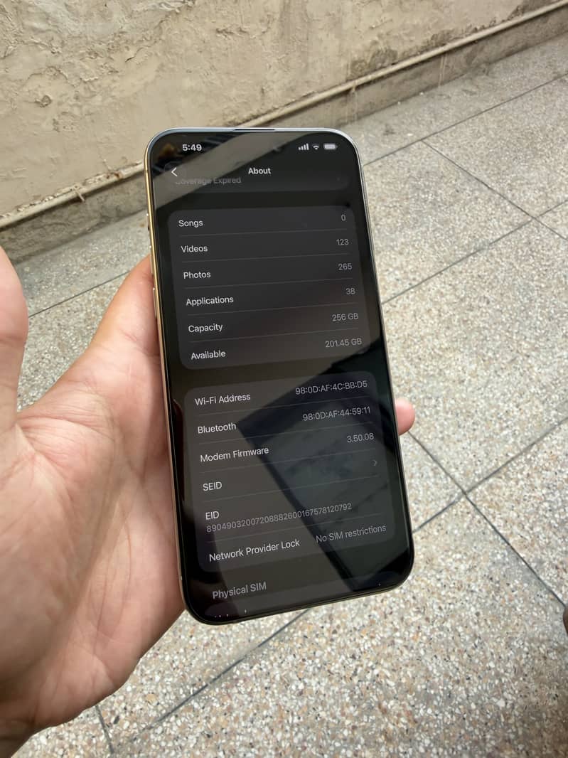 Apple iPhone 15 Pro Max 5