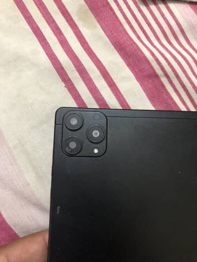 C idea tablet with box