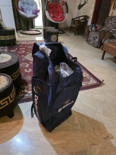 Dp world original sealed pack new cricket kit