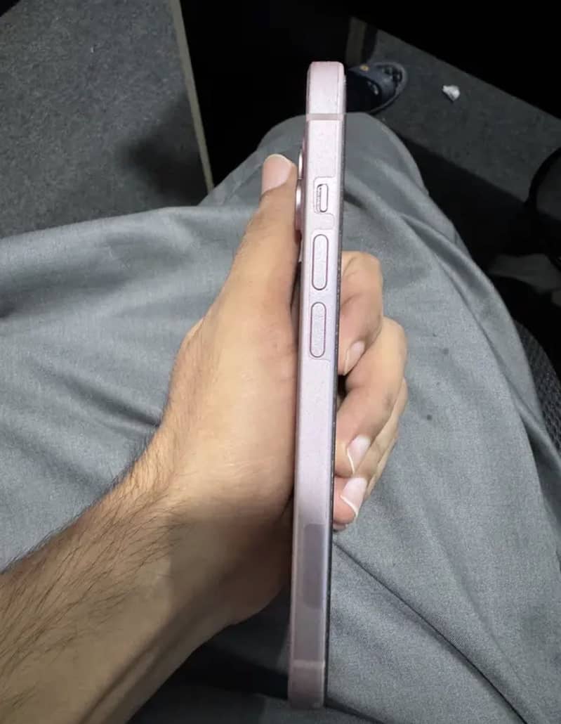 Apple iPhone 15 0