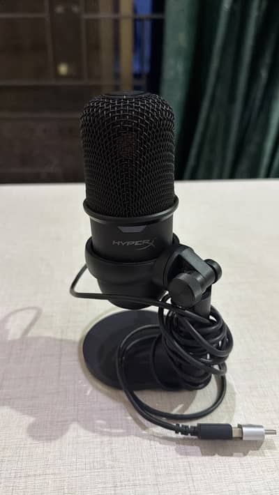 HyperX solocast mic - like new 3 months used!