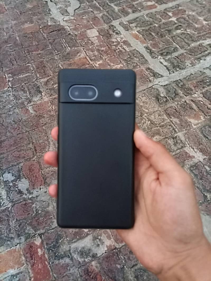 Google Pixel 7a 2