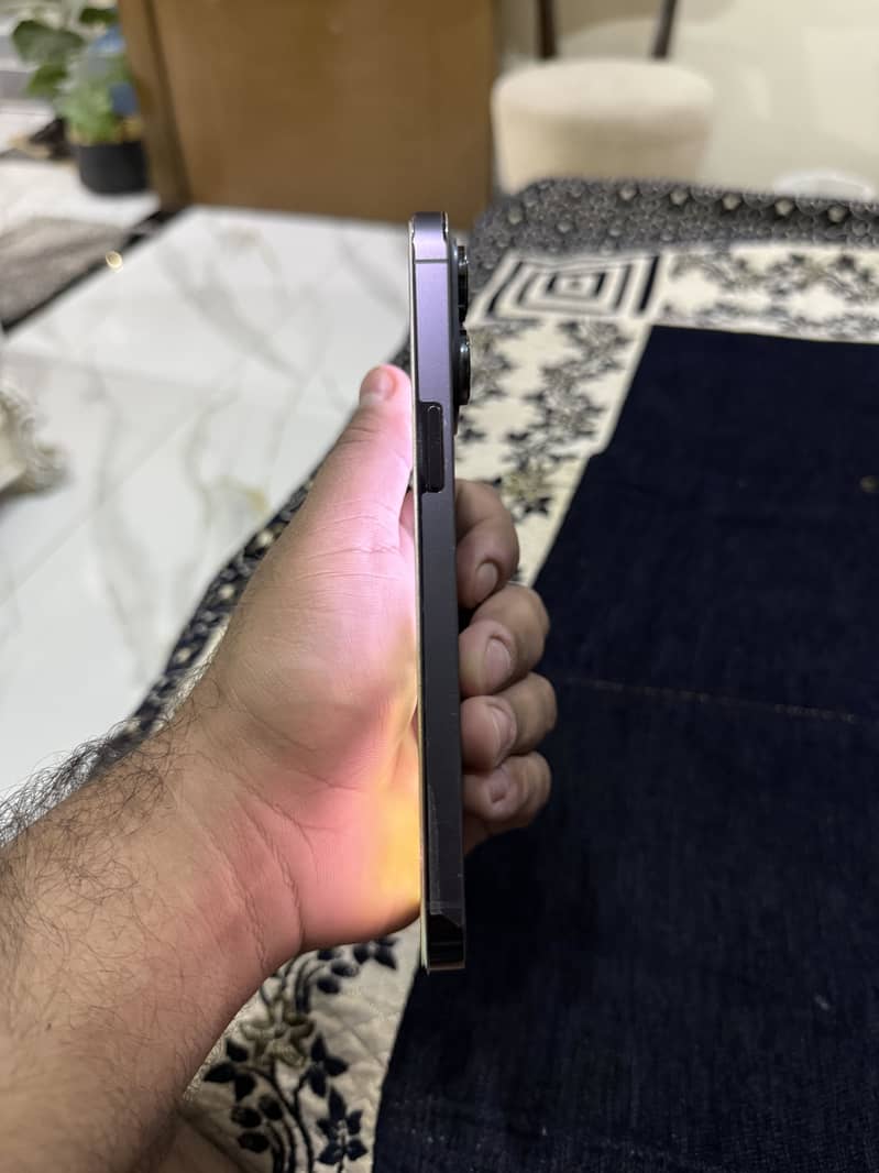 Apple iPhone 14 Pro Max 5