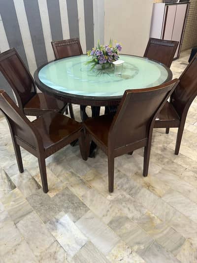 Dining table with 6 chair