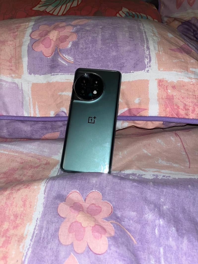 One Plus 11 1