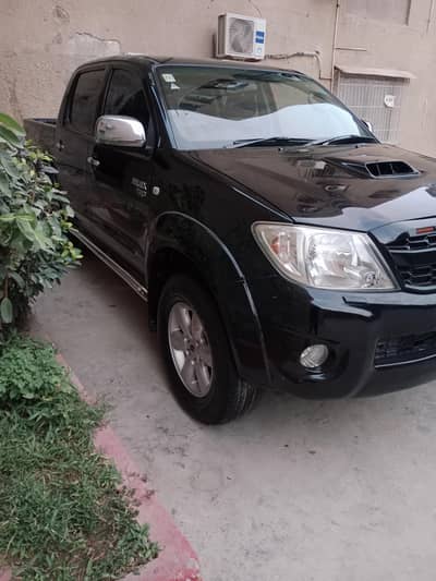 Toyota Hilux 2010 UK Model