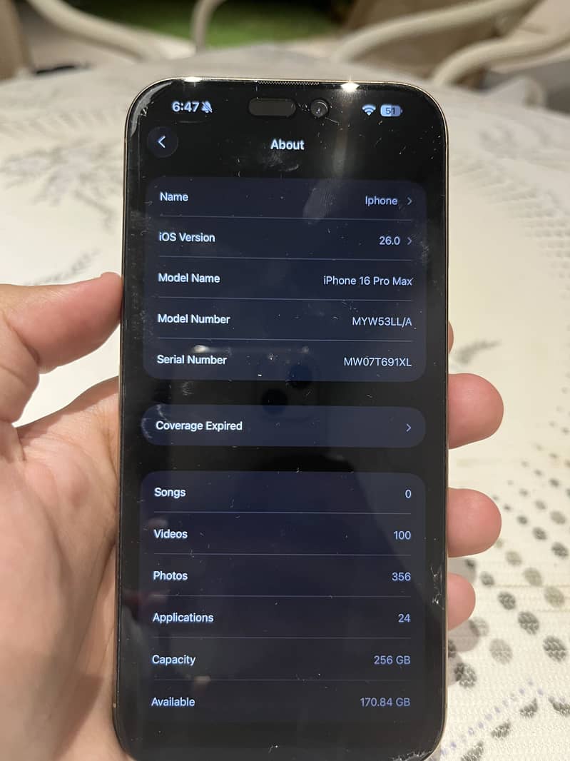 Apple iPhone 16 Pro Max 4