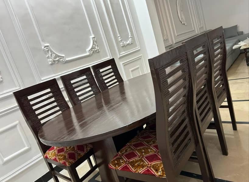dinning table 0