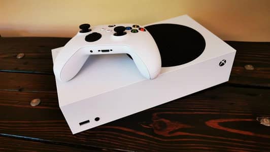 Xbox Series S in Good Condition For sale!
