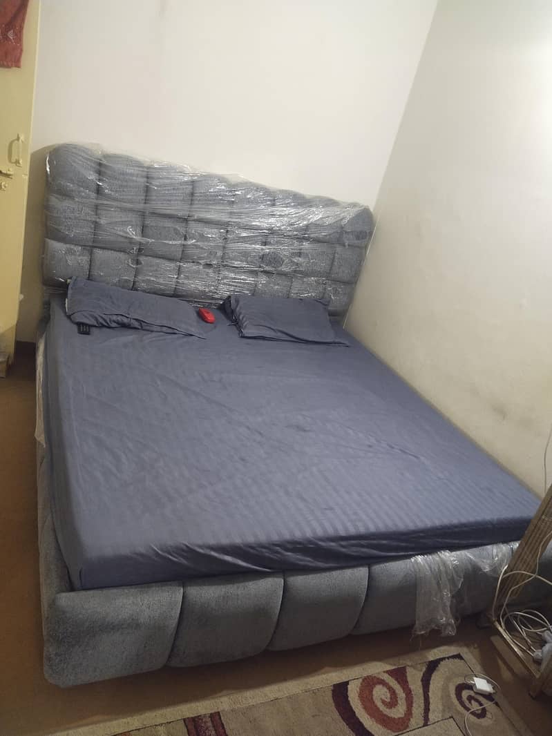 one month bread new bed 0