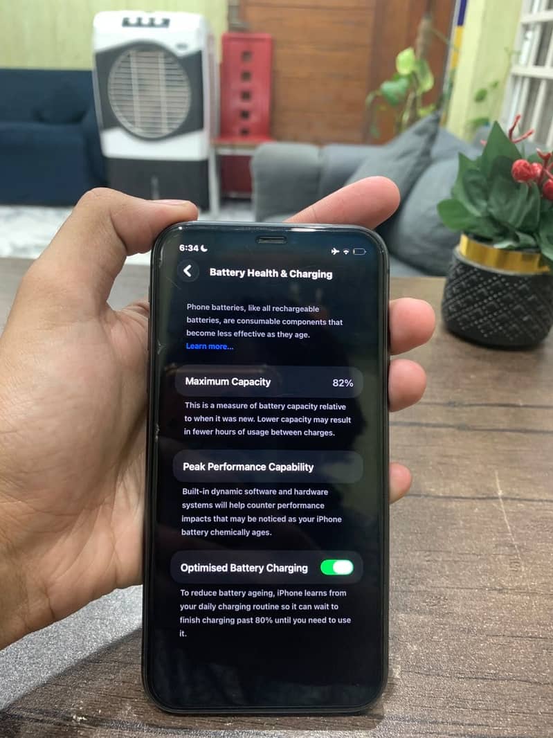 Apple iPhone 11 7