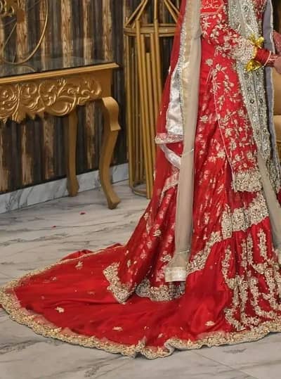 Baridal Lehenga For Sale - worn once - like New