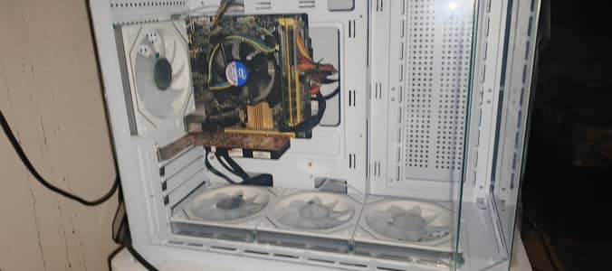 GAMING PC WITH SPECIAL CASING THUNDER TIME PAS NI