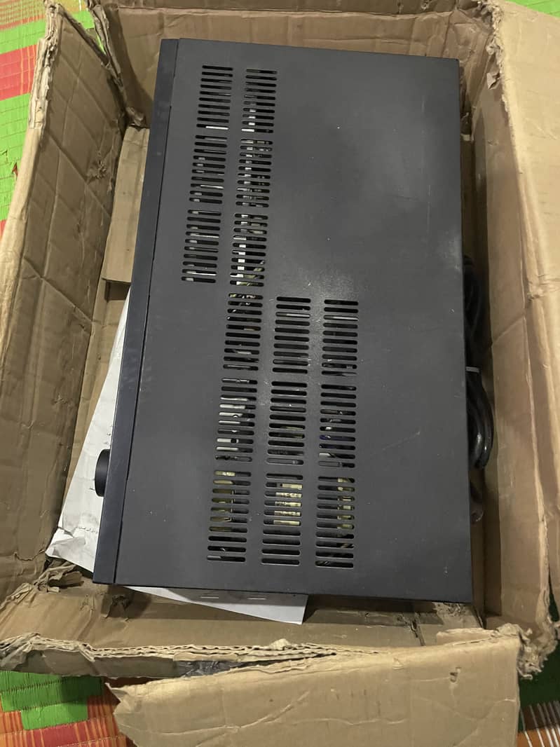 Toa Amplifier 5