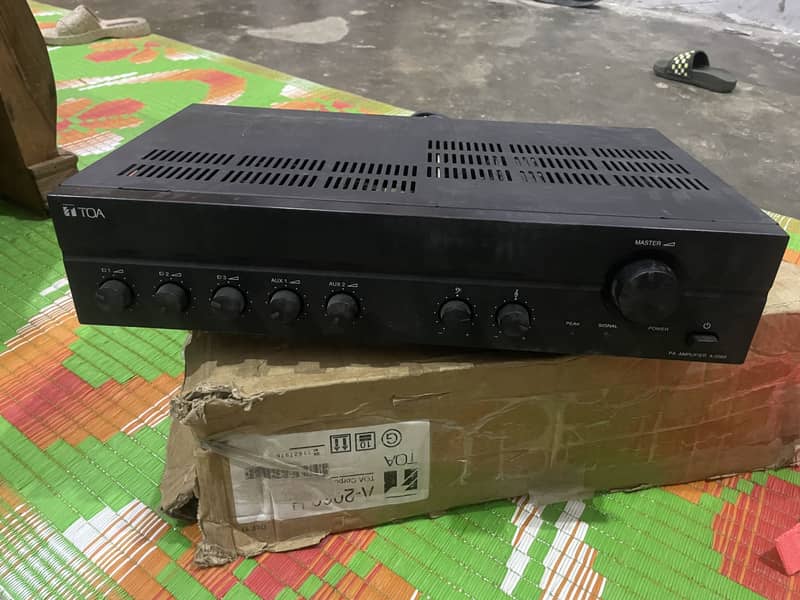 Toa Amplifier 6