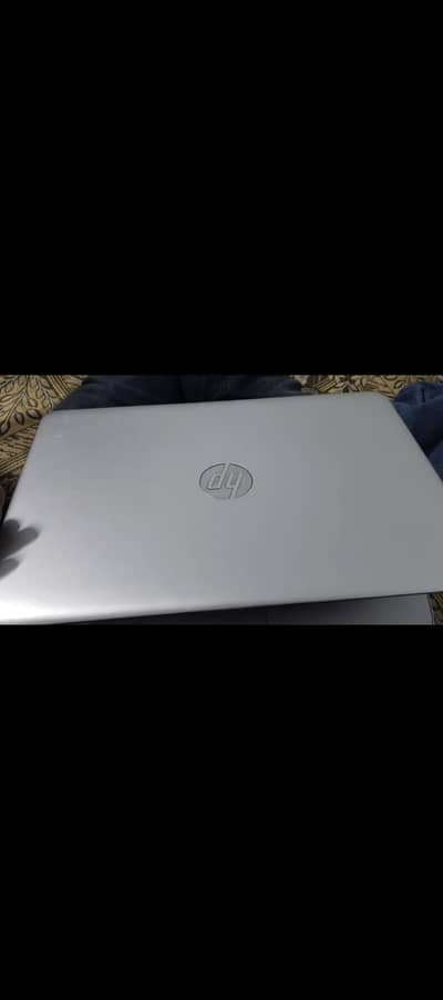 HP EliteBook 840 G3 | Core i5 6th Gen | 8GB RAM | SSD + HDD | 4+ Hours