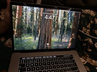 Macbook pro 2019 15 inches