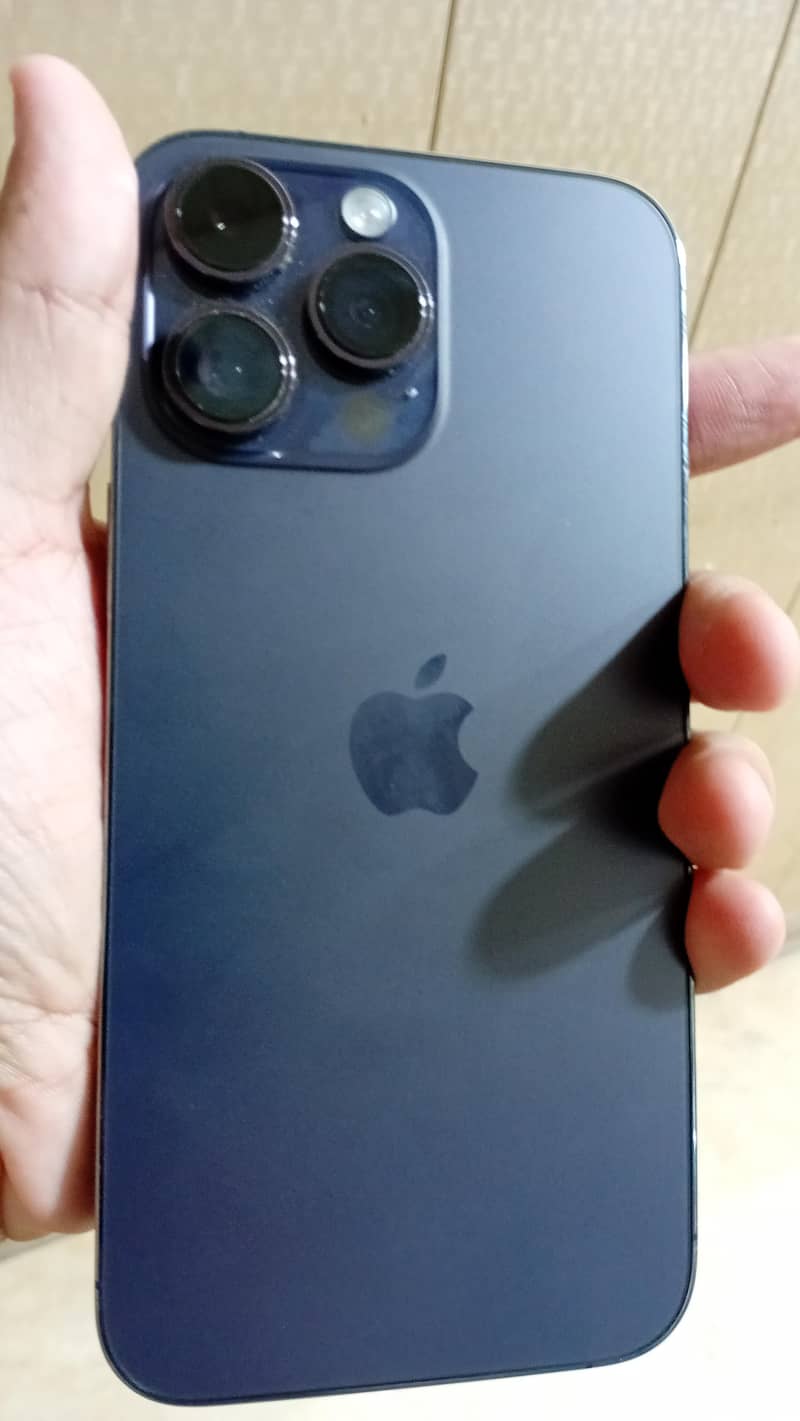 Apple iPhone 14 Pro Max 0