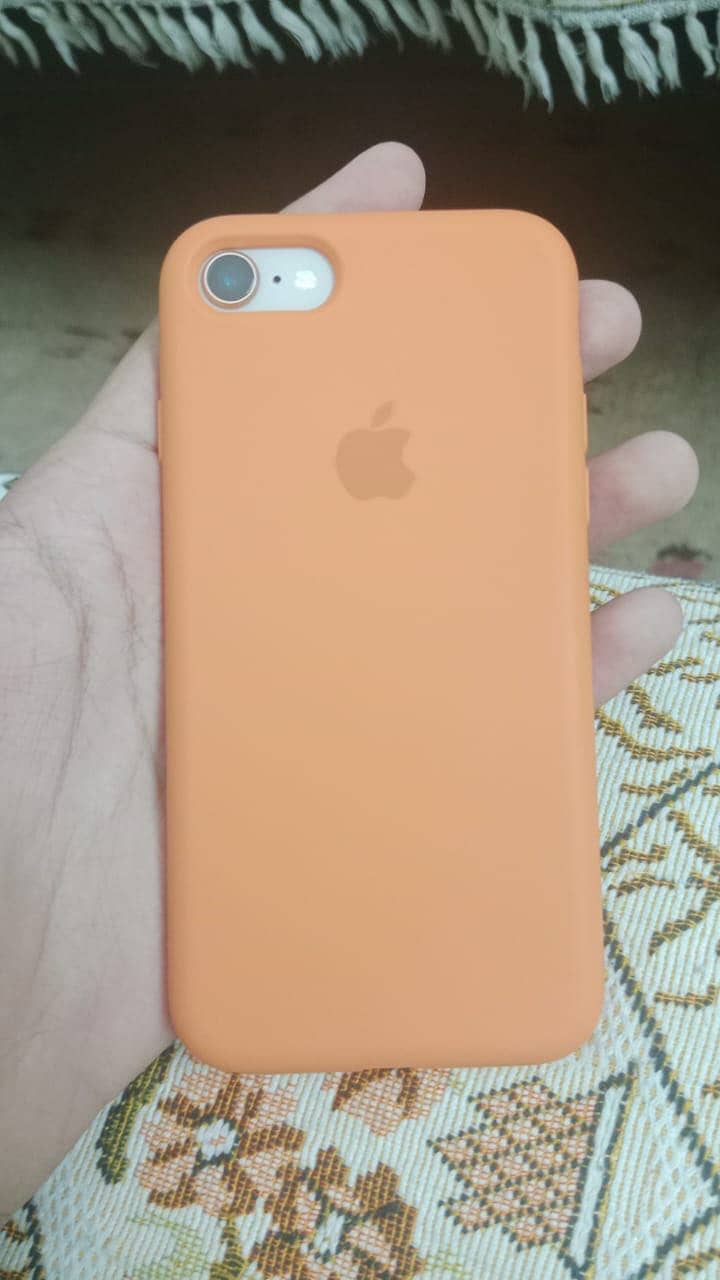 Apple iPhone 8 2