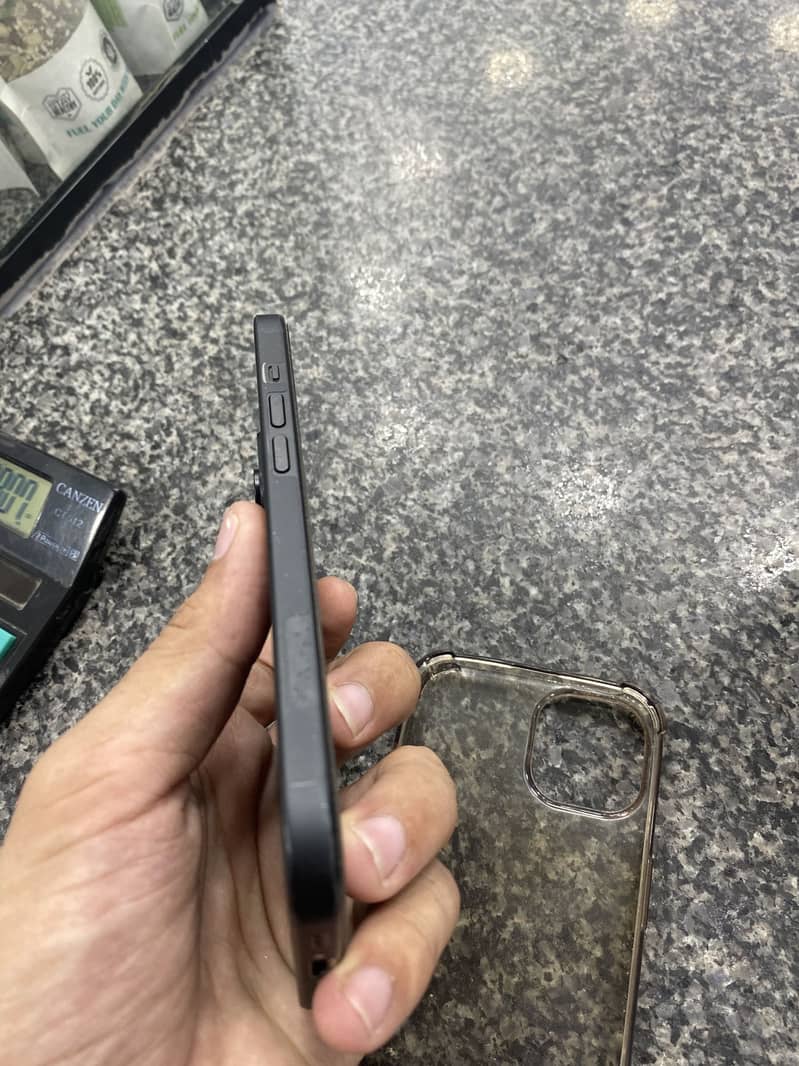 Apple iPhone 15 1