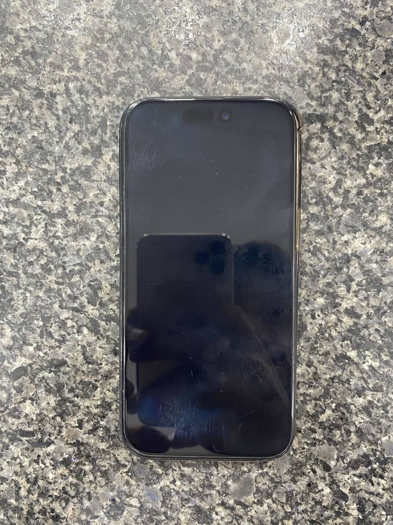Apple iPhone 15 3