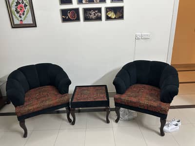 Sofa / coffee chairs and table
