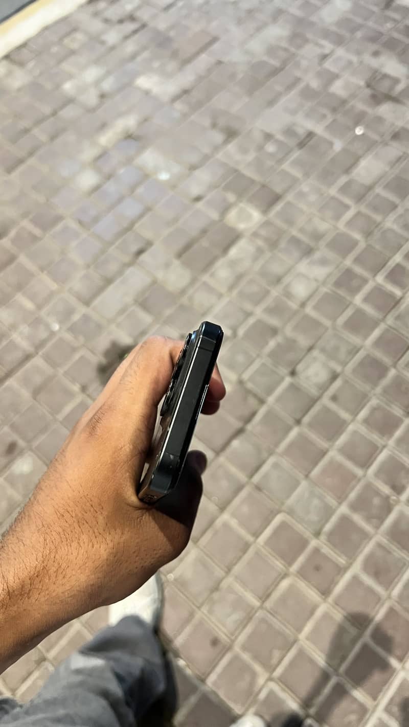 Apple iPhone 15 Pro 5