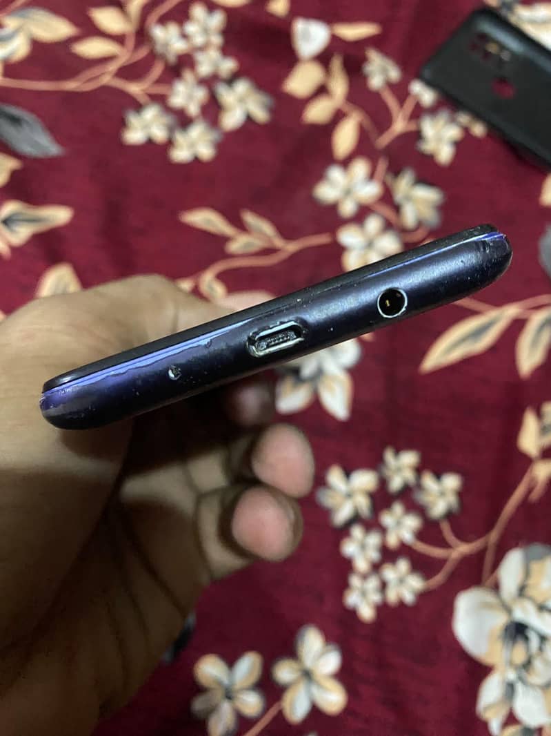 Tecno Pova 3