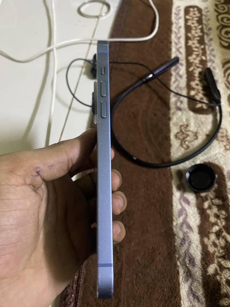 Apple iPhone 14 plus 0
