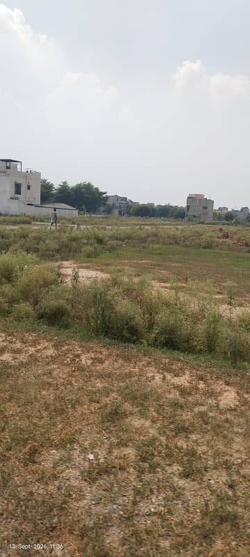 New Lahore City Phase 4 -5 Marla Plot For Sale On Good Location Ride To Possession Phase 4
