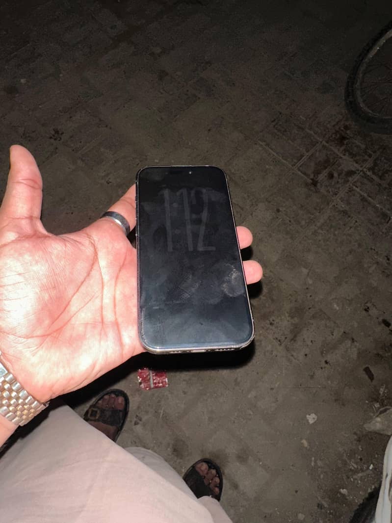 Apple iPhone 14 Pro 4